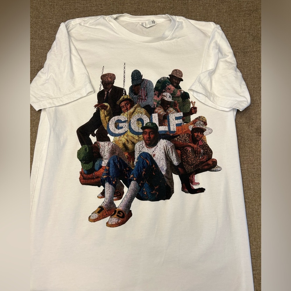 Golf / Tyler graphic Tee size L